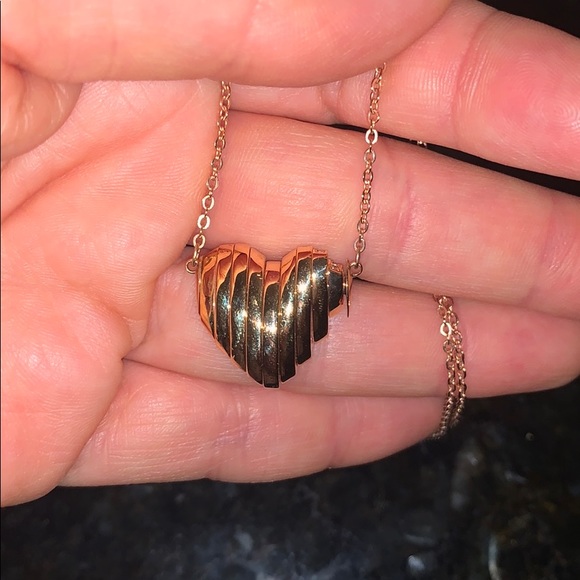 Swarovski heart necklace - Picture 5 of 5